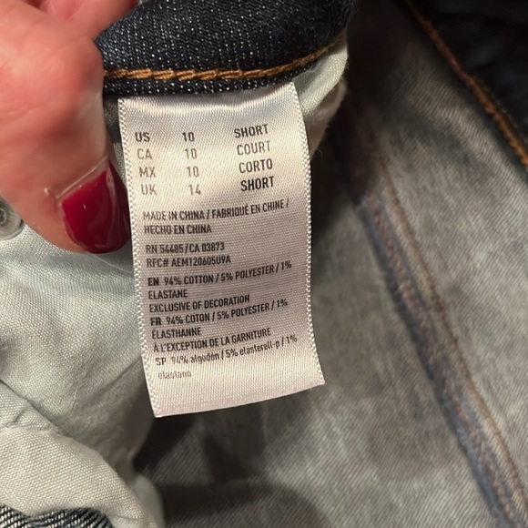 EUC American Eagle outfitters distressed, dark wash jeans - Picture 7 of 16